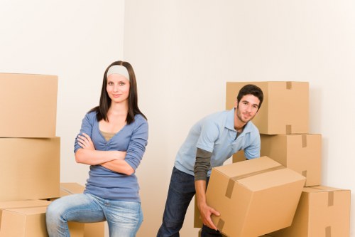 Flexible temporary storage space in Oldford for moving and renovations