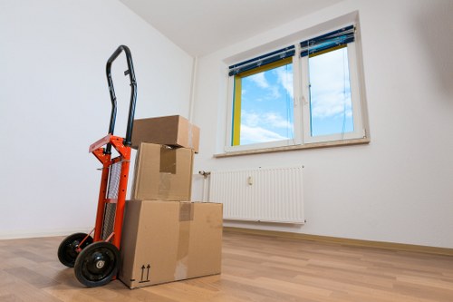 Free quote process for busy-location storage clearance jobs