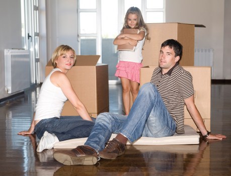 Efficient local moving service for single-item and small removals in Oldford